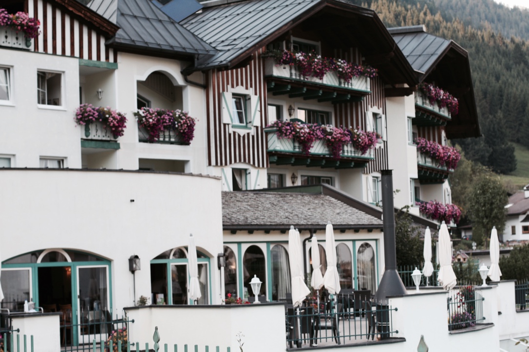 Kinderhotel Alpenrose in Lermoos Tirol