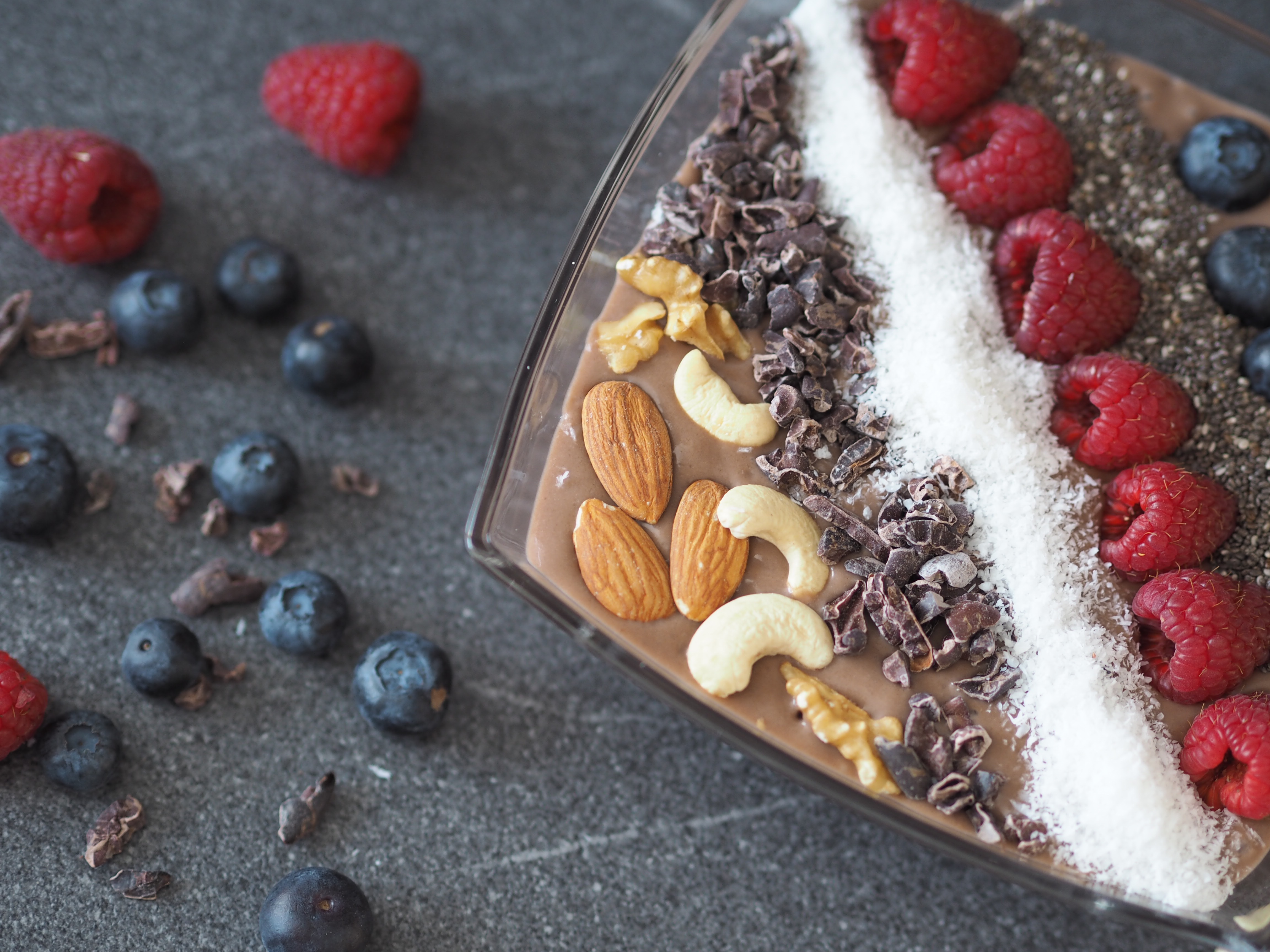 Tasty Tuesday auf Maison Pazi: es gibt eine Chocolate Peanutbutter Smoothie Bowl